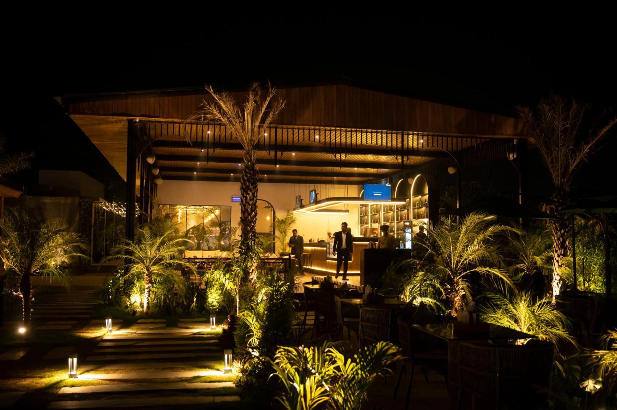Vintclub Resort Lucknow Exterior foto